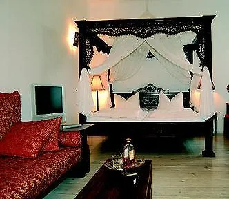 Ackselhaus & Blue Lejlighedshotel 4*