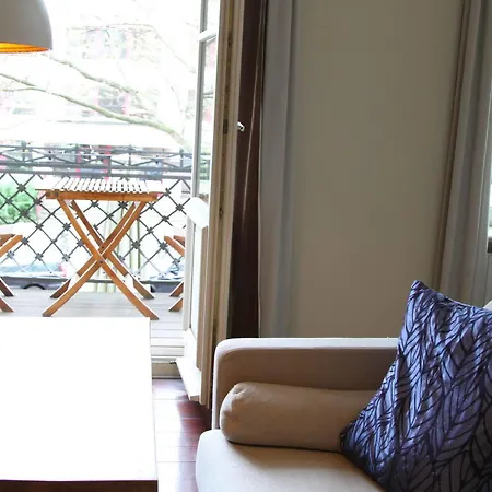 Ackselhaus & Blue Berlin