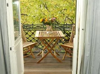 Ackselhaus & Blue Apartahotel